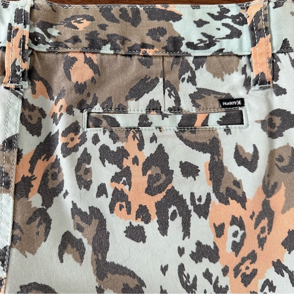 Hurley Leopard Print Shorts Youths Girls size 7 - Picture 12 of 16